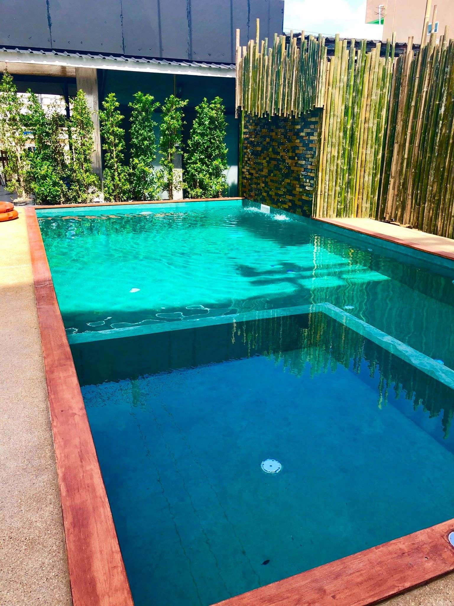 6C36E438-2EBC-4246-83C7-C6474D08889A