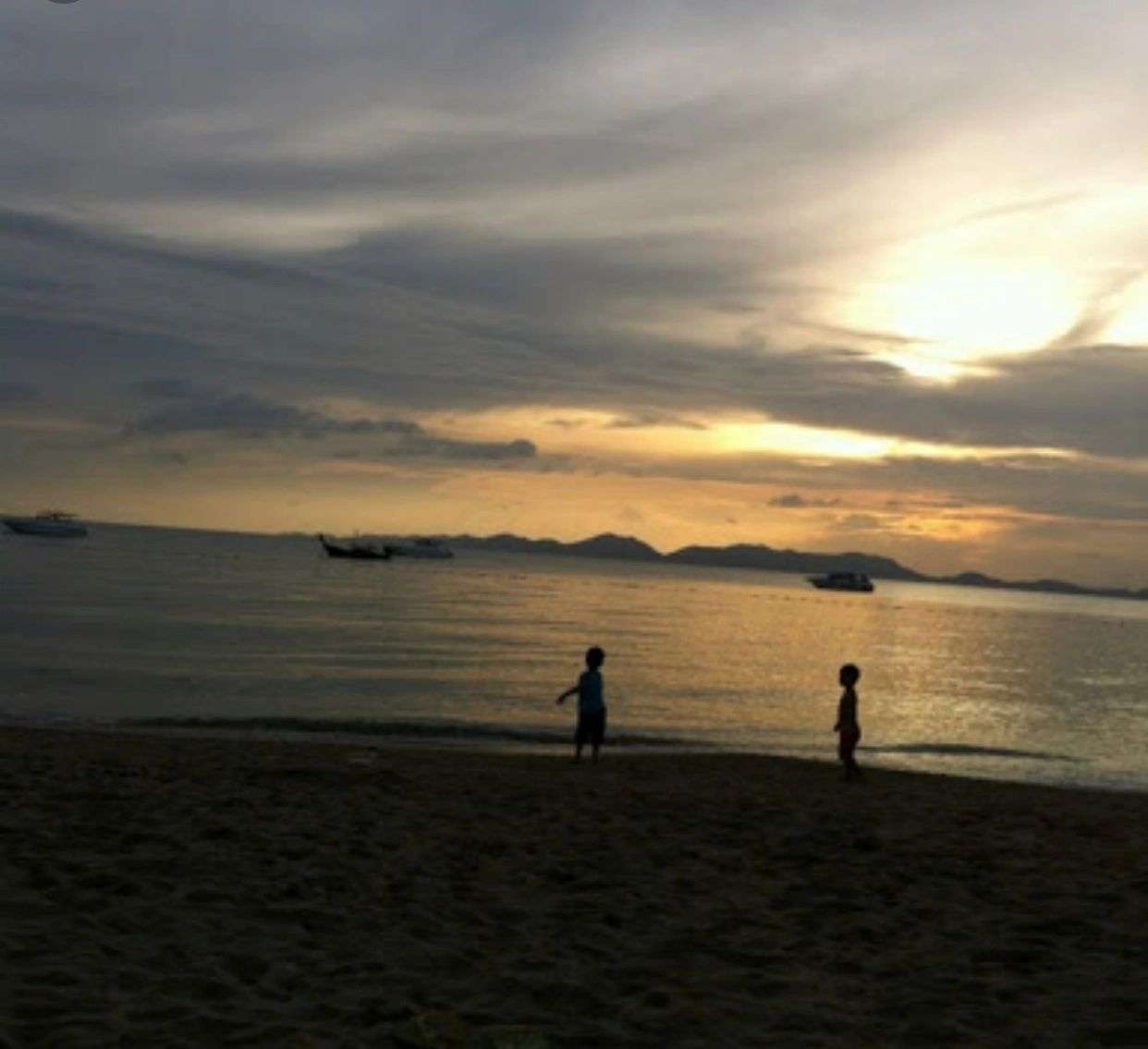 8936C47A-C045-47D6-8E99-9FE685BAC622