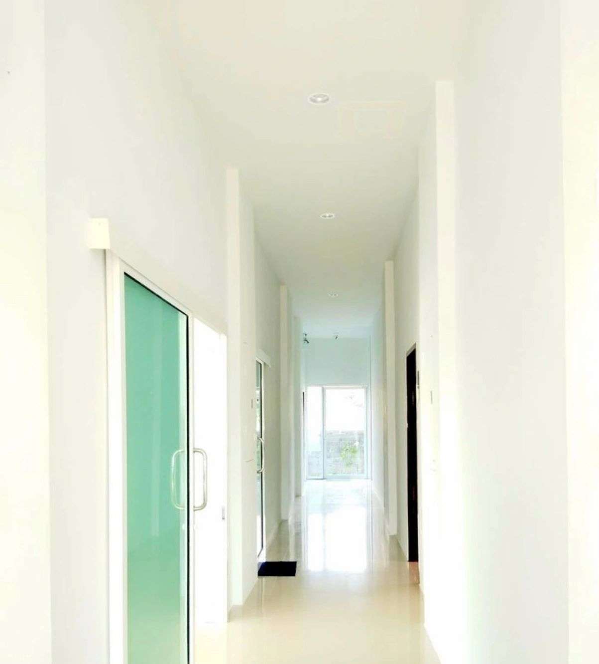 9CAF0551-3A7B-4AA0-84D9-002FEC6F3819