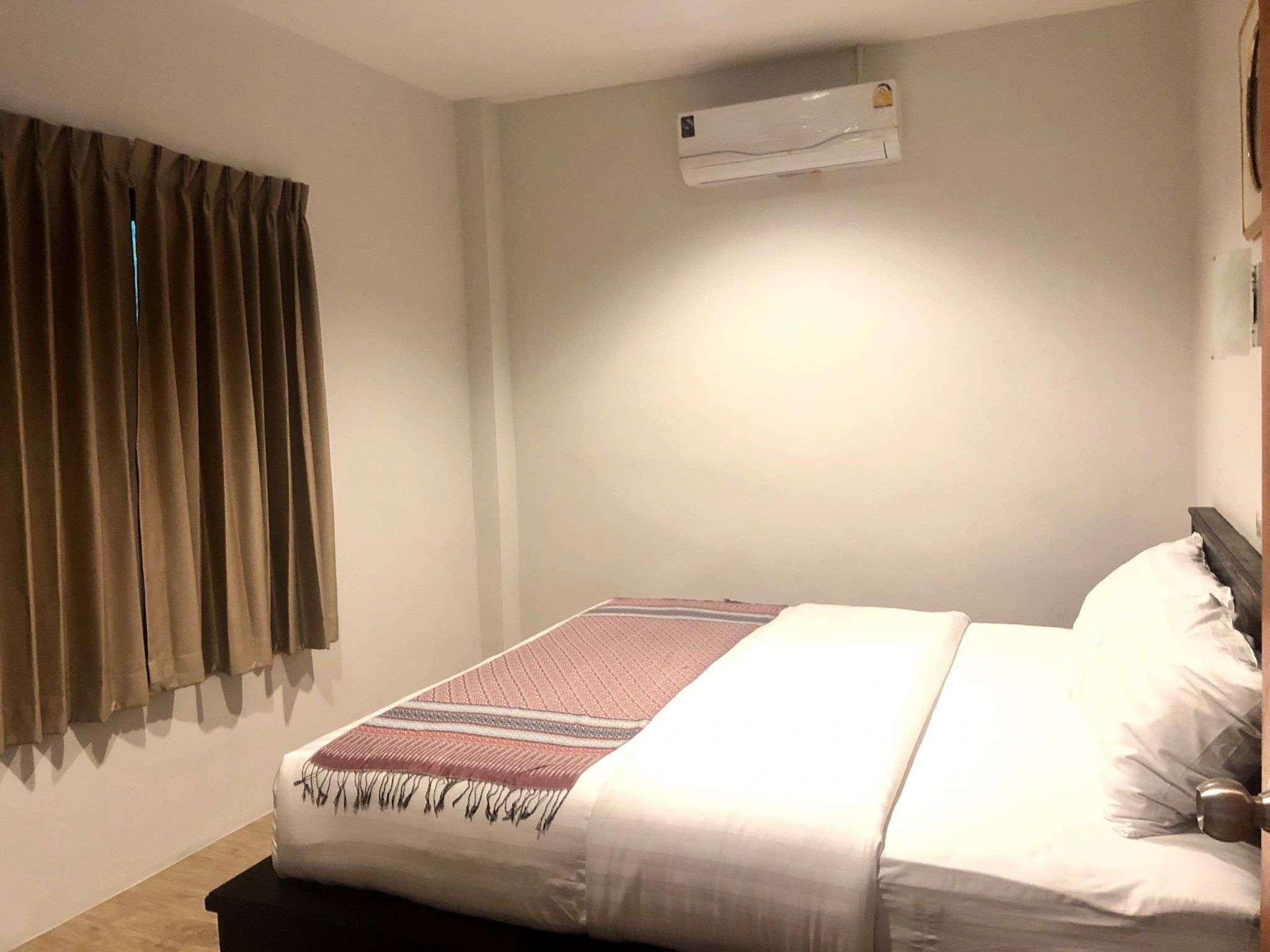 C0C39327-A6A6-41FE-8073-DCA9311F809B