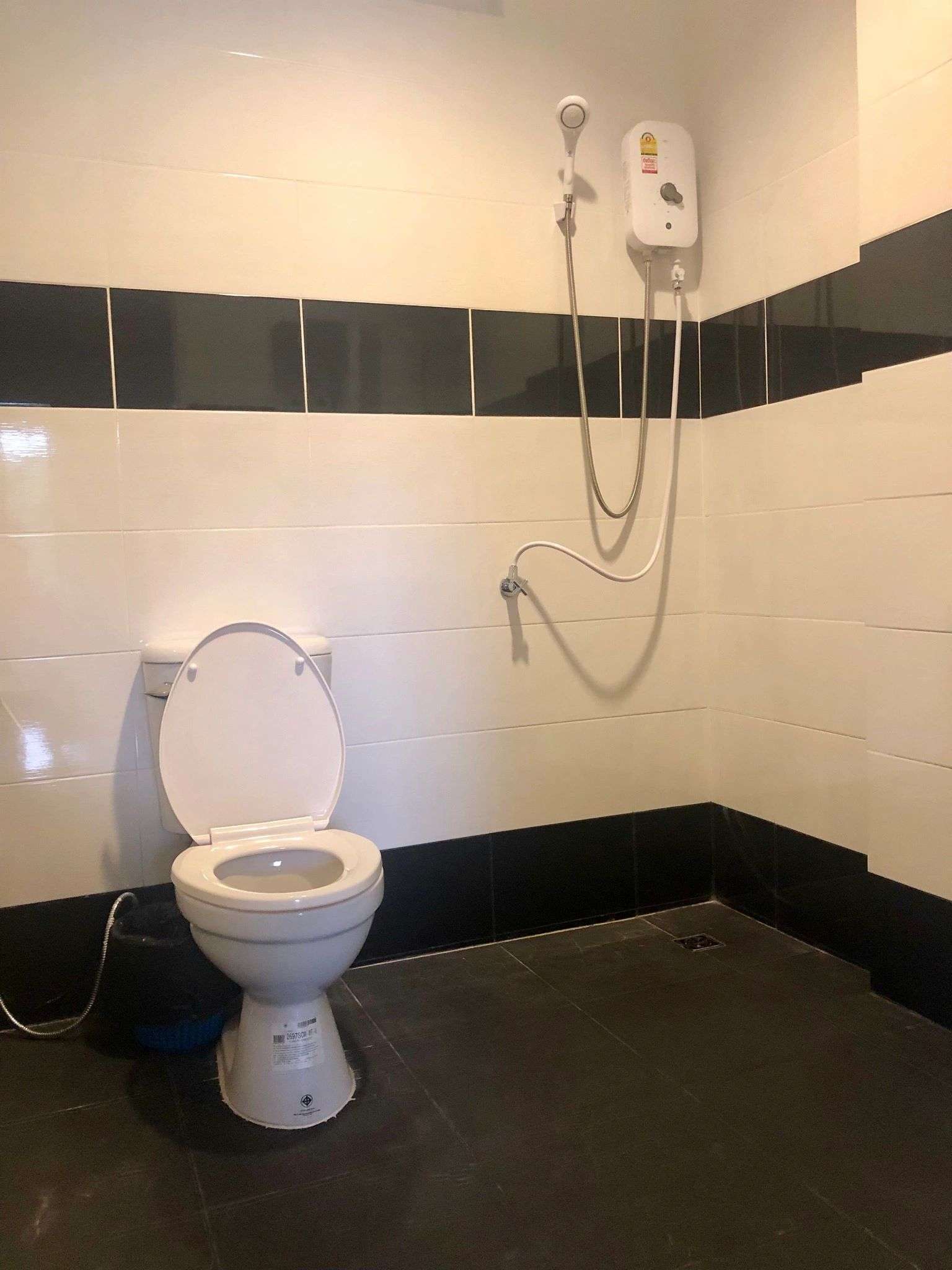 D46E3B5A-3219-45EA-B20C-1B4F9D5F8A9A